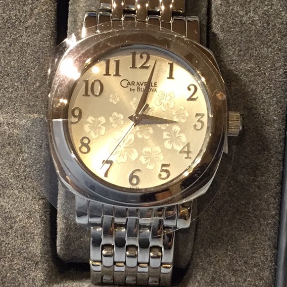 Ladies watch - Picture 2 of 2